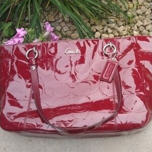 COACH Signature East West Embossed Patent Leather Carryall Tote [No H1149-F17729